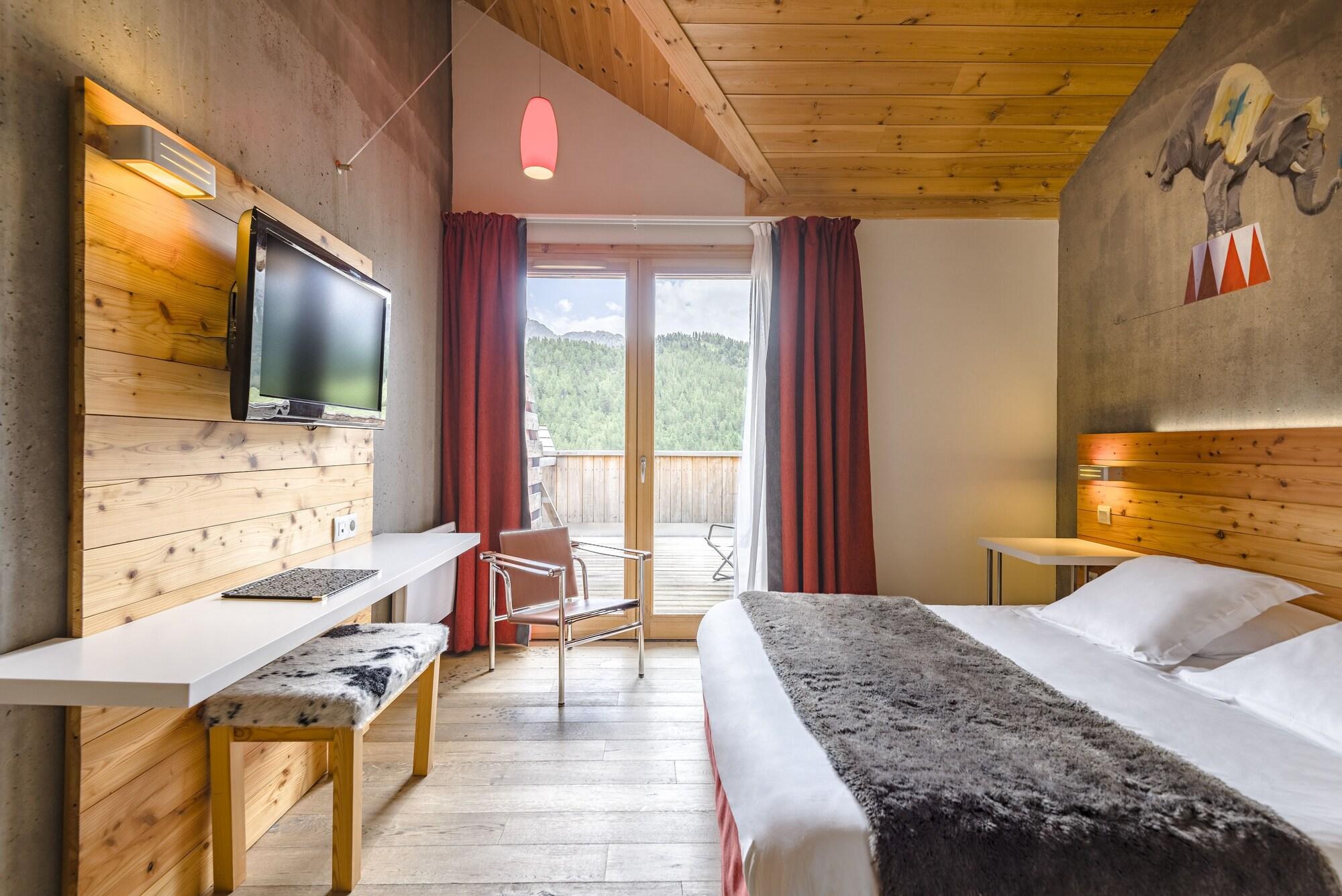Anova Hotel & Spa 몽제네브르 외부 사진